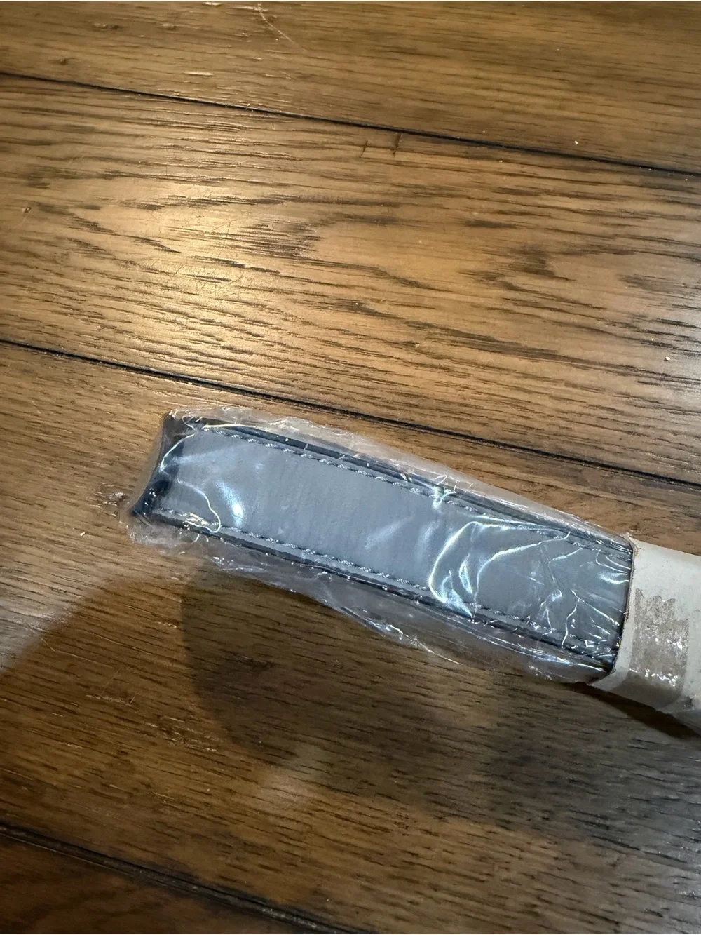 Source Unknown detachable leather